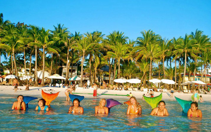 ��ӾѧУ�̻�����γ�Ϊһ��������--�������